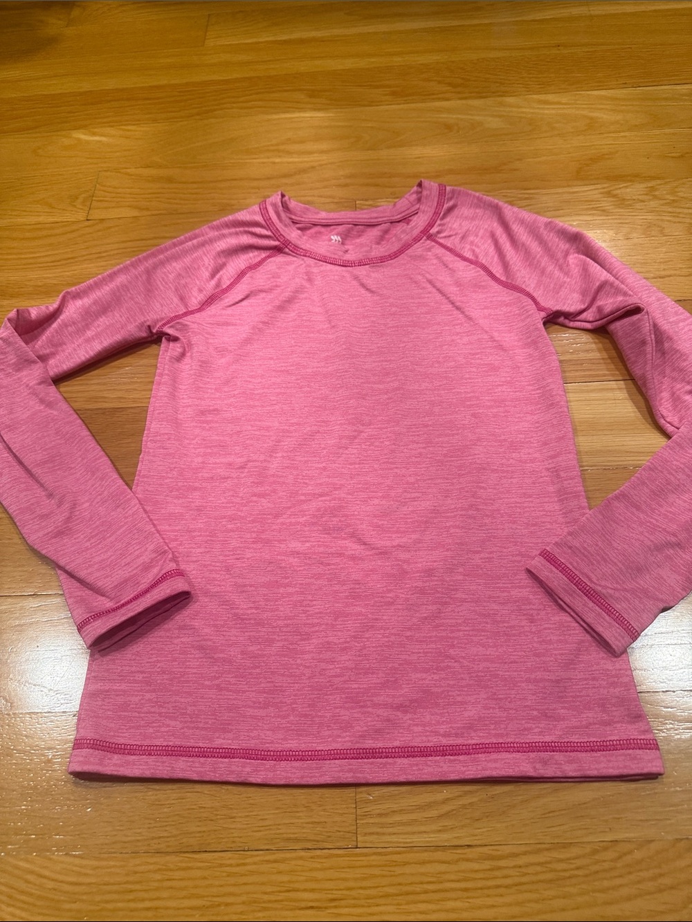 All in motion pink long sleeve top size medium (8).